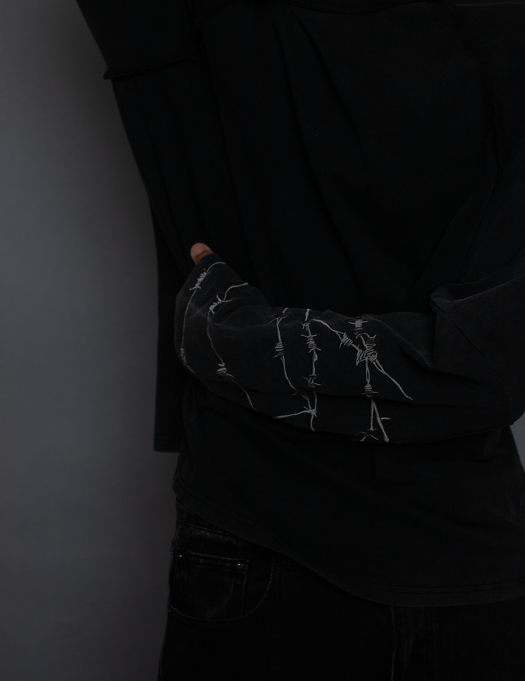 Barbed Wire Long-Sleeve
